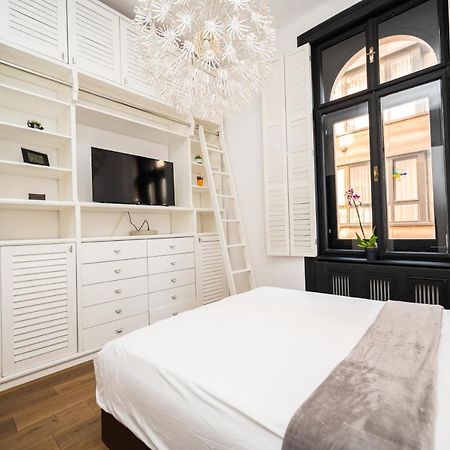 Old Town Rooms With Timeless View Sarajevo Exterior photo